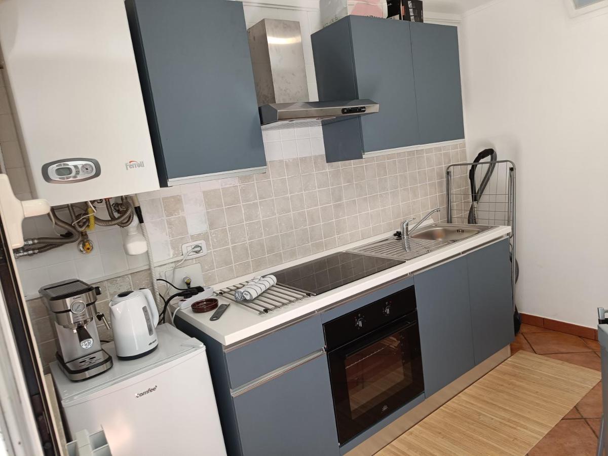 Suites In Ρώμη Εξωτερικό φωτογραφία